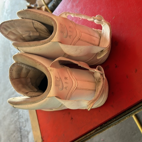 Men’s Nike airs AF1 - Picture 3 of 9